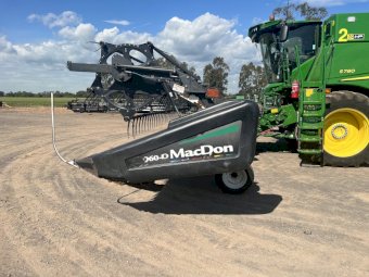 2008 MacDon D60 40 ft Draper front