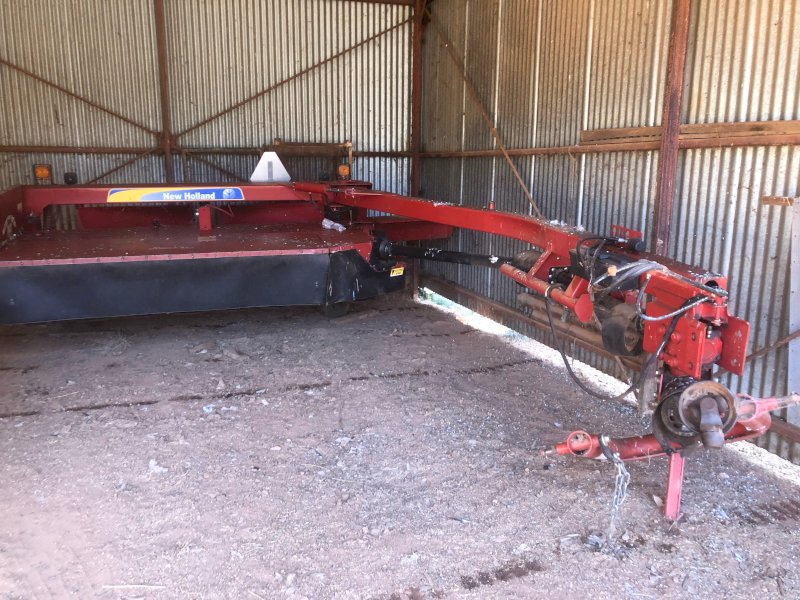 2013 New Holland 7230 Discbine
