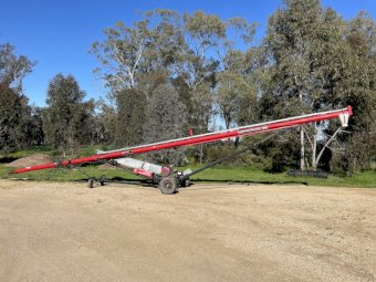 Wheatheart Self Propelled Auger 51' x 8"