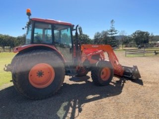Kubota M135X Tractor with FEL