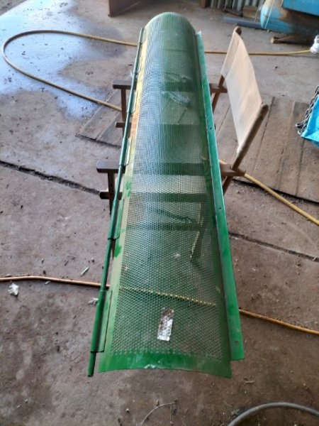 Clean Grain Cross Auger Legume Screen
