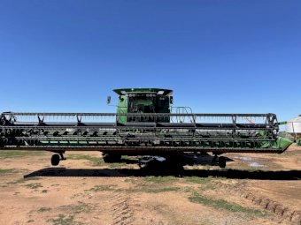 2011 John Deere 9670 4WD Header with JD 635D Front