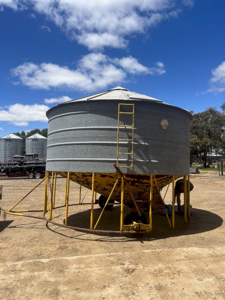 Ackland Field Bin