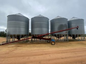Sakundiak HD8-1600 Auger