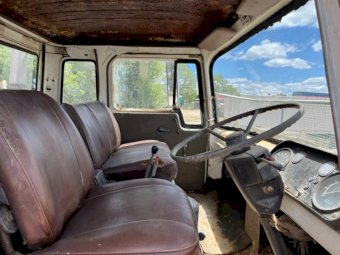 1976 TK1260 Bedford Truck with Cherry Picker