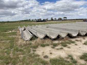 Concrete Feed Troughs