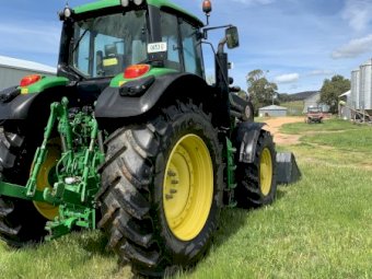 2017 John Deere 6195M Tractor with Loader