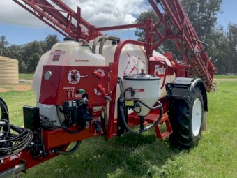 2017 Croplands Pinto 4000L/24m Boom Spray