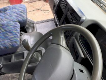 2004 Mitsubishi Fighter FM10 Tray Truck