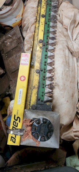2 Sabre Virticale Knives
