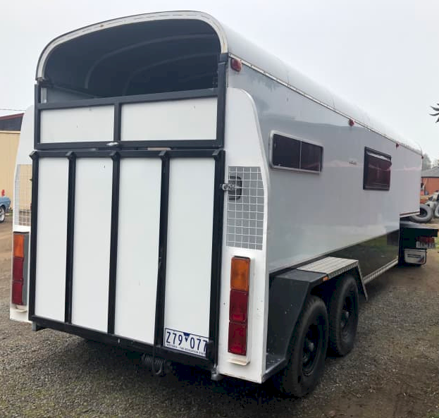 Gooseneck 5th Wheel Horse Float