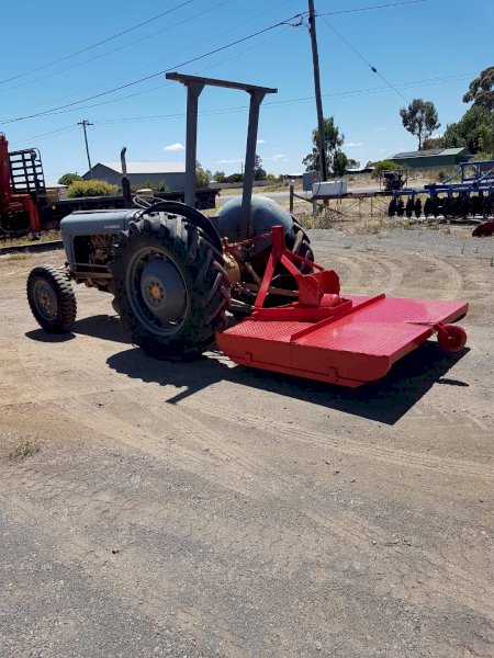 Massey Ferguson FE-35 Diesel Tractor