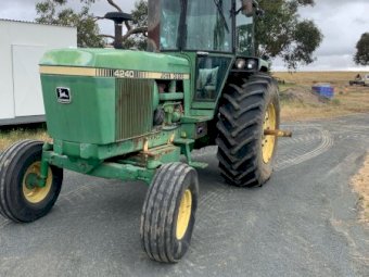 John Deere 4240 Tractor