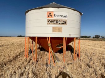 2011 Sherwell 1511 Field Bin