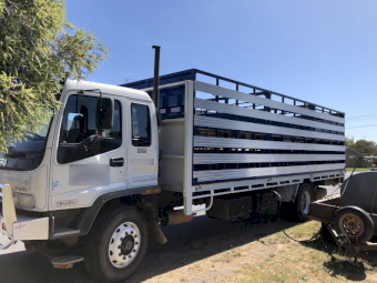 1998 FVR950 Isuzu Truck