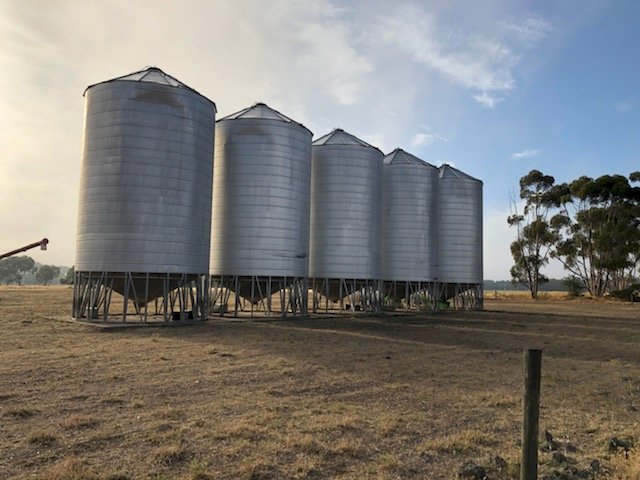 5 x 140 tonne Jaeschke Silos