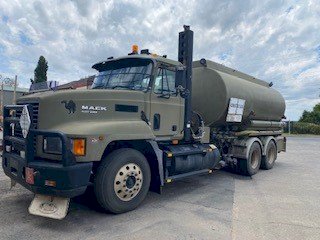 2001 Mack CH788RS Diesel Tanker
