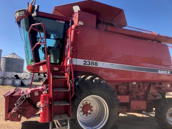 2004 Case IH 2388 Exclusive Header Only