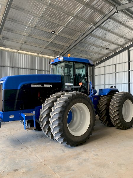 2001 New Holland 9684 4WD Tractor