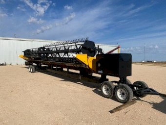 2015 New Holland Header with NH 45ft Front