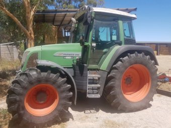 2004 Fendt Farmer 410 Vario Tractor