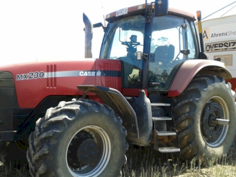 2003 Case IH Magnum MX230 Tractor