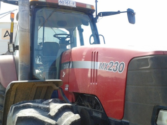 2003 Case IH Magnum MX230 Tractor