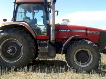 2003 Case IH Magnum MX230 Tractor