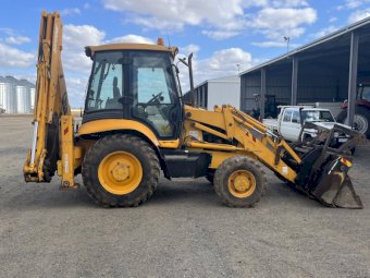 2004 JCB Backhoe
