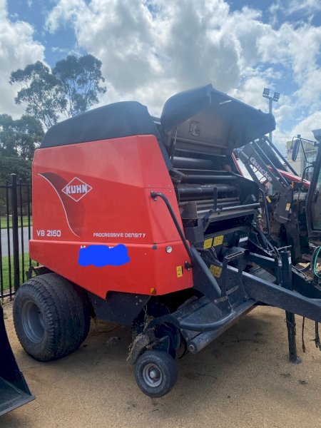 Kuhn VB 2160 Round Baler