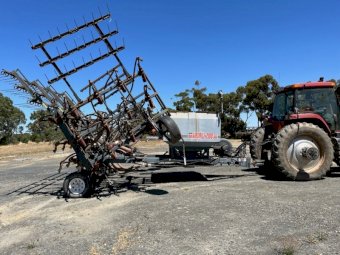 30ft RFM 2000 Airseeder