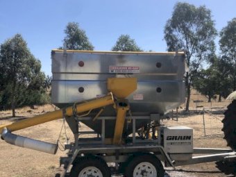Under Auction - (A220) 2019 Commander Ag 50 Bag Feedout Bin 