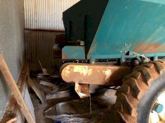 1996 Bonel Fertilizer Spreader