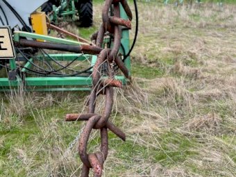 Smale 40ft Prickle Chain with PJ Green Small Seed Box