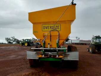 2019 Landaco T280 28 Cubic Metre Fertiliser Spreader