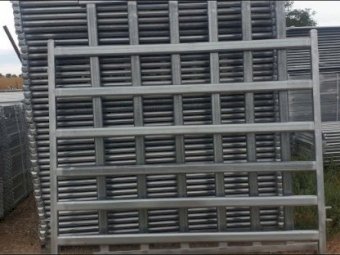 Under Auction - (A223) 20 x Cattle Panels 2.1 x 1.8 