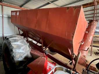 Case IH 9 Tonne Chaser Bin