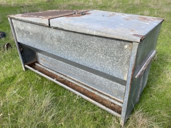 Sheep Feeder