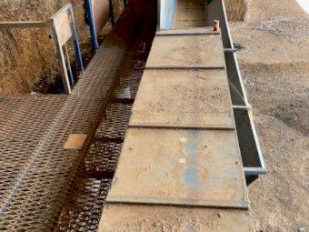 Bale Teaser/Conveyer and Steaming Unit