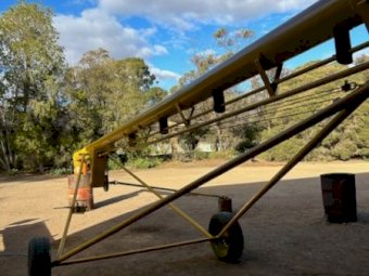 Jetstream 8" X 40' PTO Auger