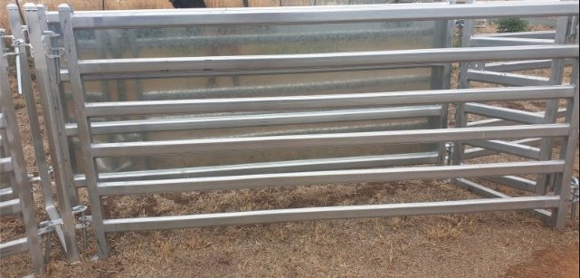 Under Auction - (A226) 20 x Sheep Panels 2.1m x 1.05m 
