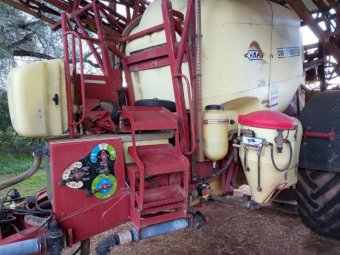 2008 Hardie 6036 Trailing Sprayer