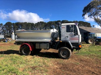 2005 MAN LE 18.280 Truck with 8MT Southern Spreader