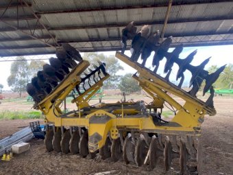 2018 GRCO 7012 Heavy Duty Folding Offset Disc