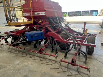 Duncan AS5300 Airseeder