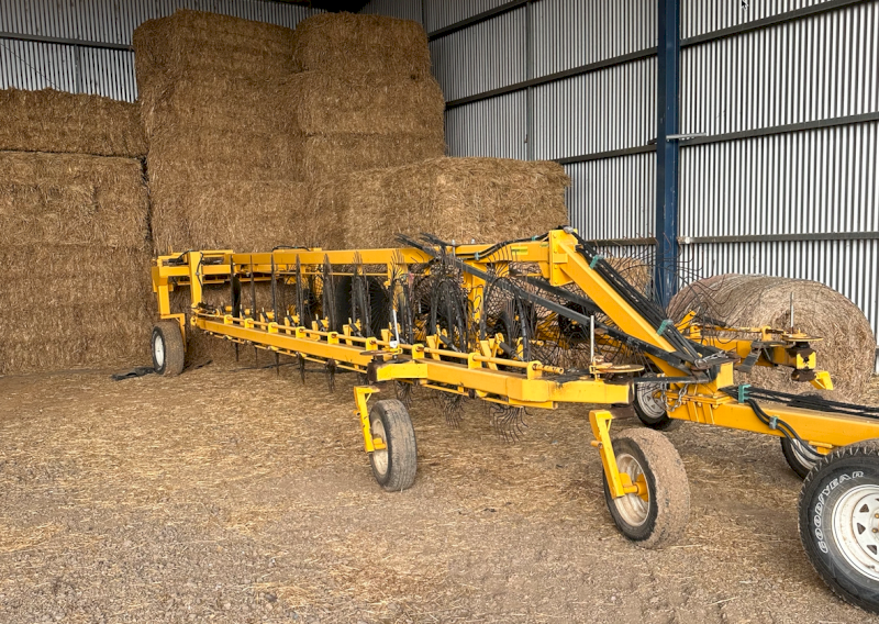 Elsworth 16 Wheel V Rake