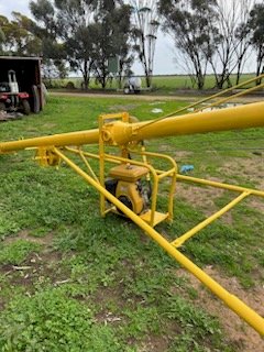 Mobilco 7" X 40' Petrol Auger