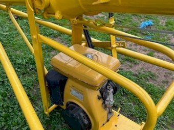 Mobilco 7" X 40' Petrol Auger