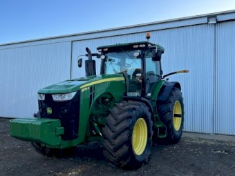 2015 John Deere 8270R Tractor