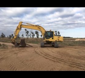 Komatsu PC200LC Excavator